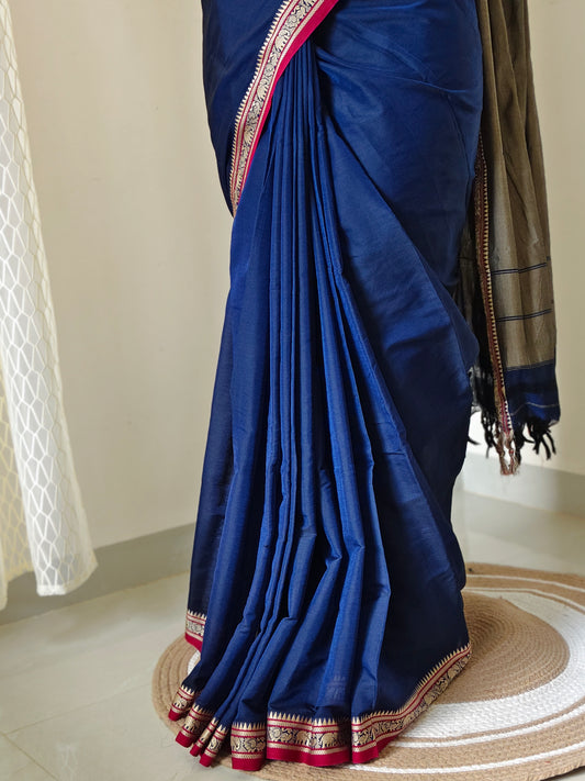 Plain Narayanpet Cotton Saree -Elephant Border