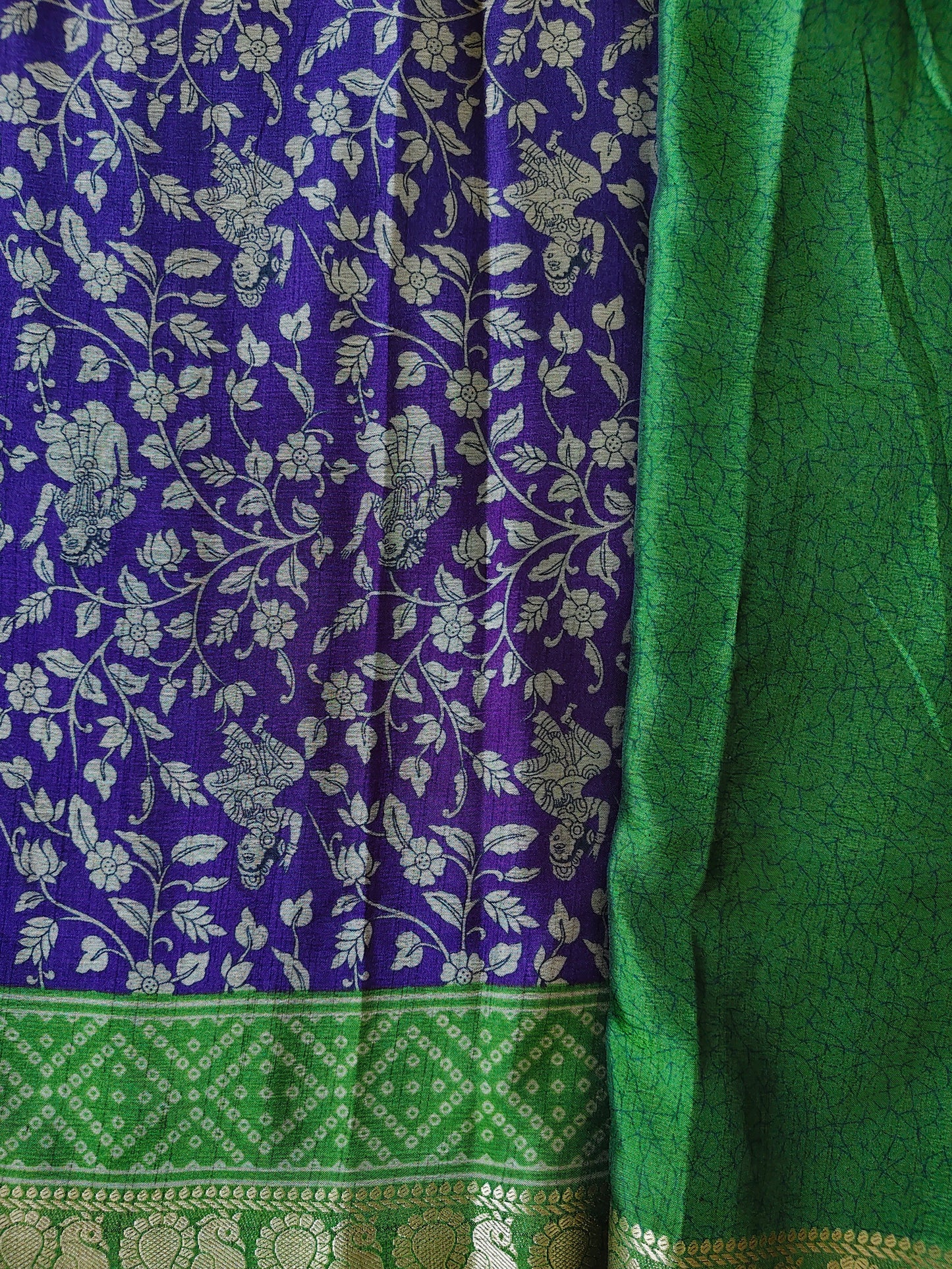 Dola Silk - Flower Print