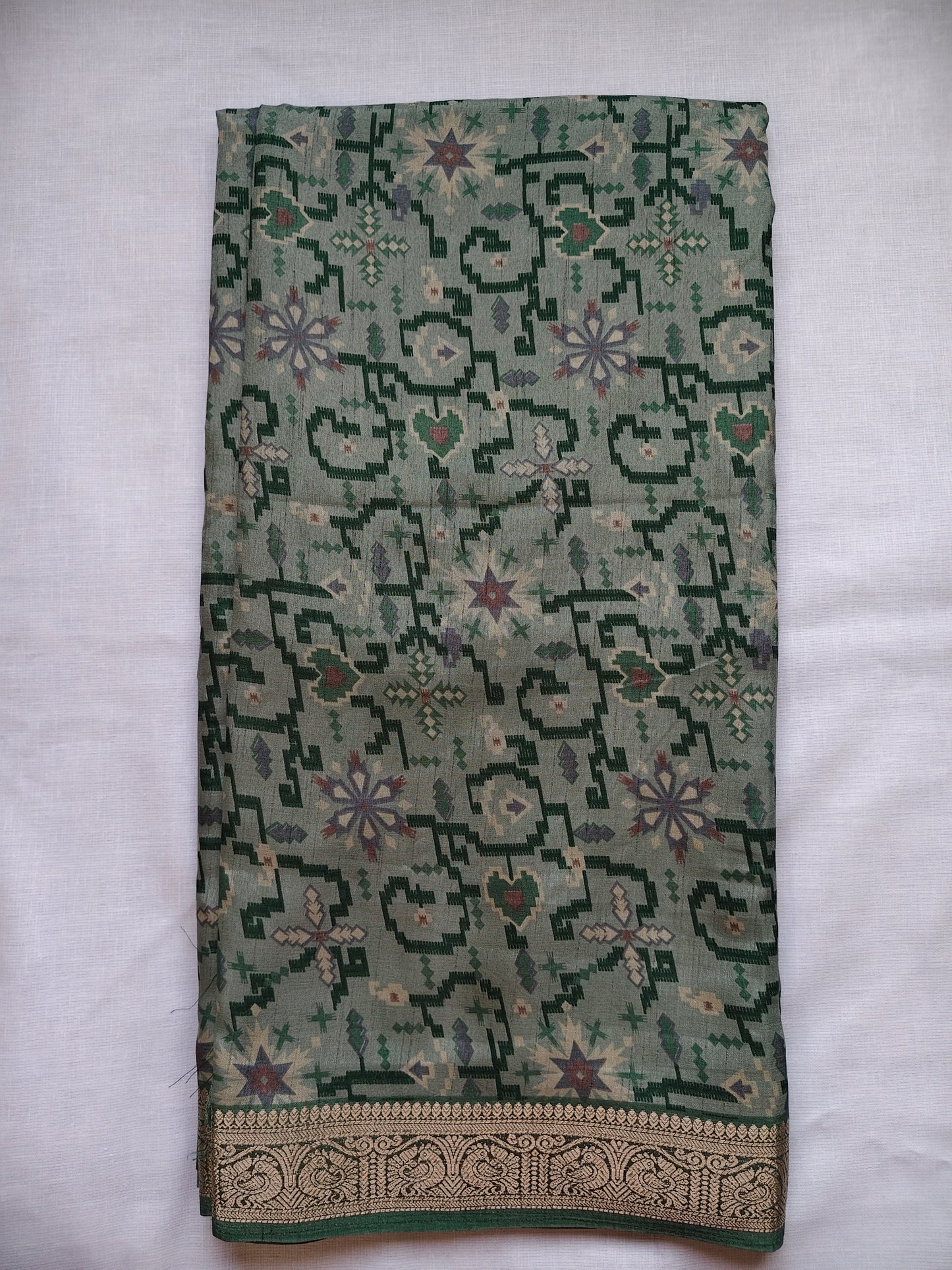 Geometric Print Soft Cotton Blend Saree