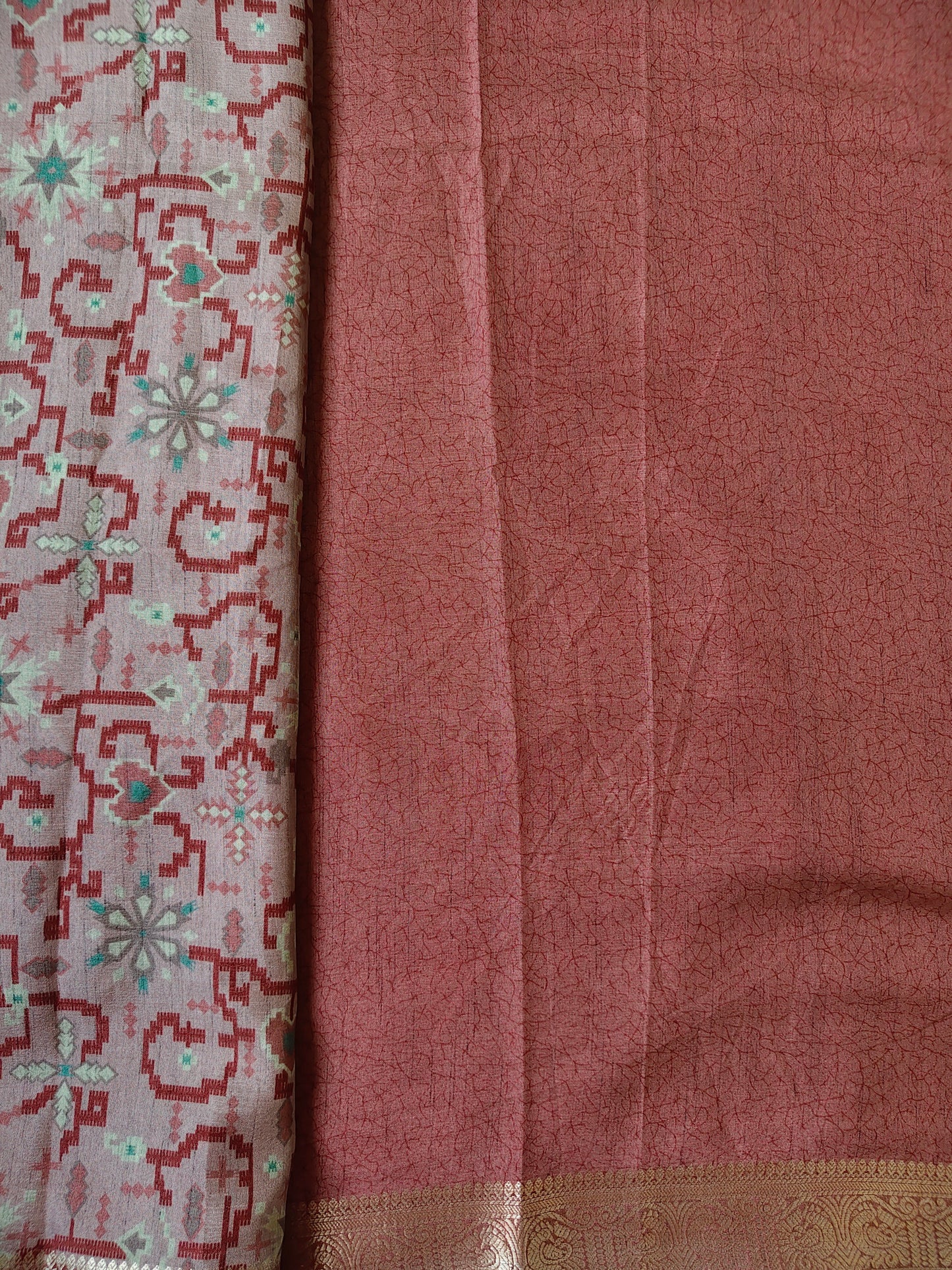Dola Silk -Geometric Print Saree