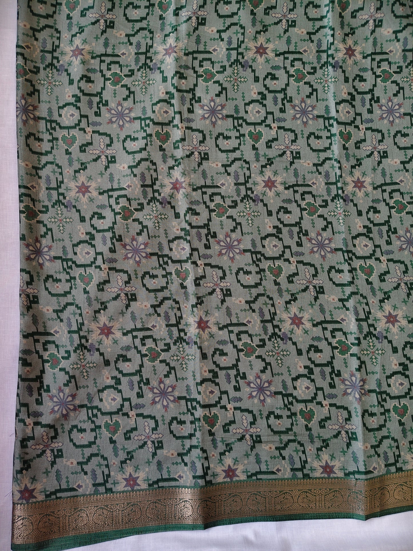 Geometric Print Soft Cotton Blend Saree