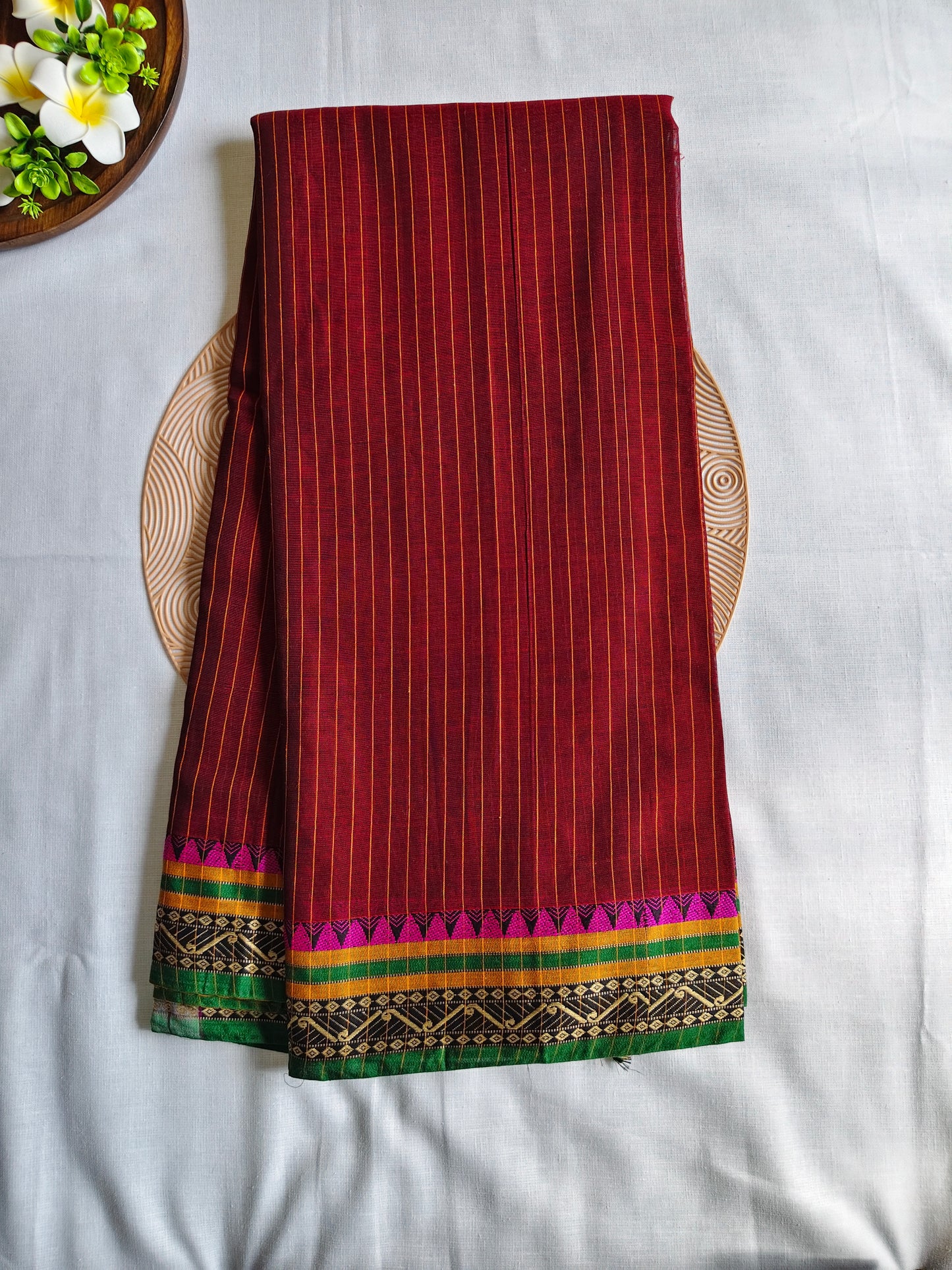 Narayanpet Saree with Vertical Stripes