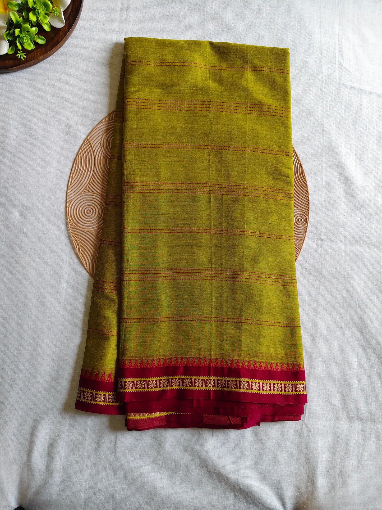 Narayanpet Saree with Lined Thread Work