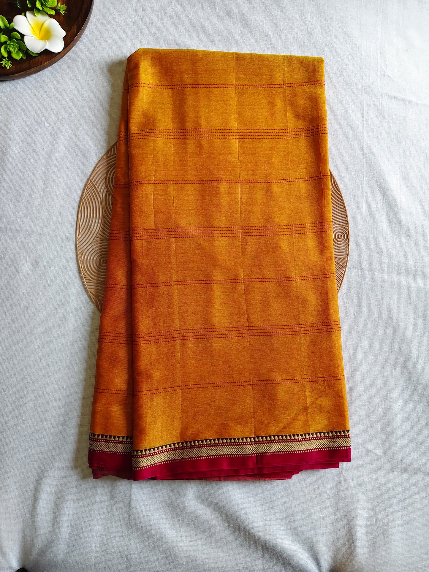 Narayanpet Saree with Lined Thread Work