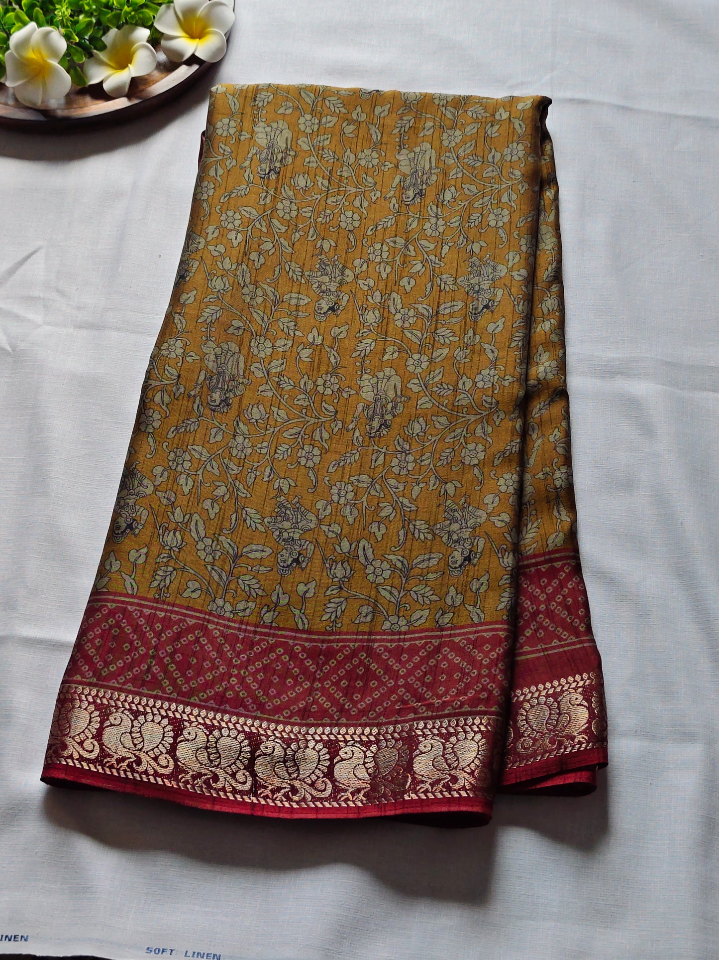 Dola Silk - Flower Print