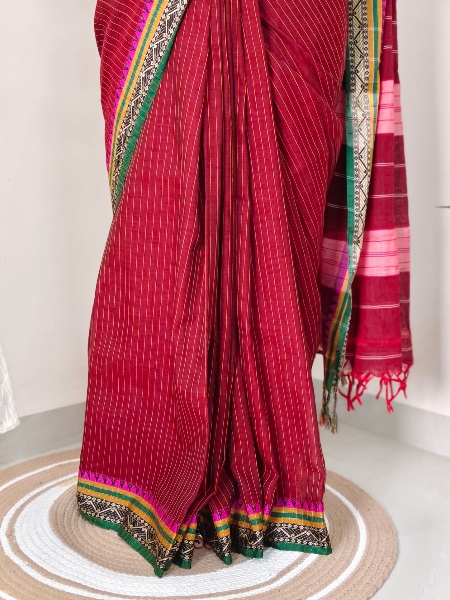 Narayanpet Saree with Vertical Stripes